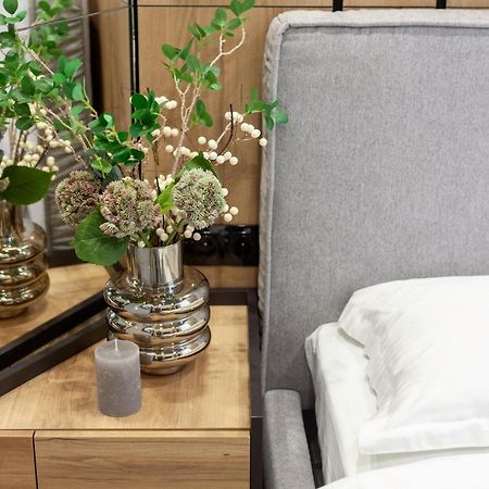 Royal Vip Apartment On Leontovicha 5 إلفيف المظهر الخارجي الصورة
