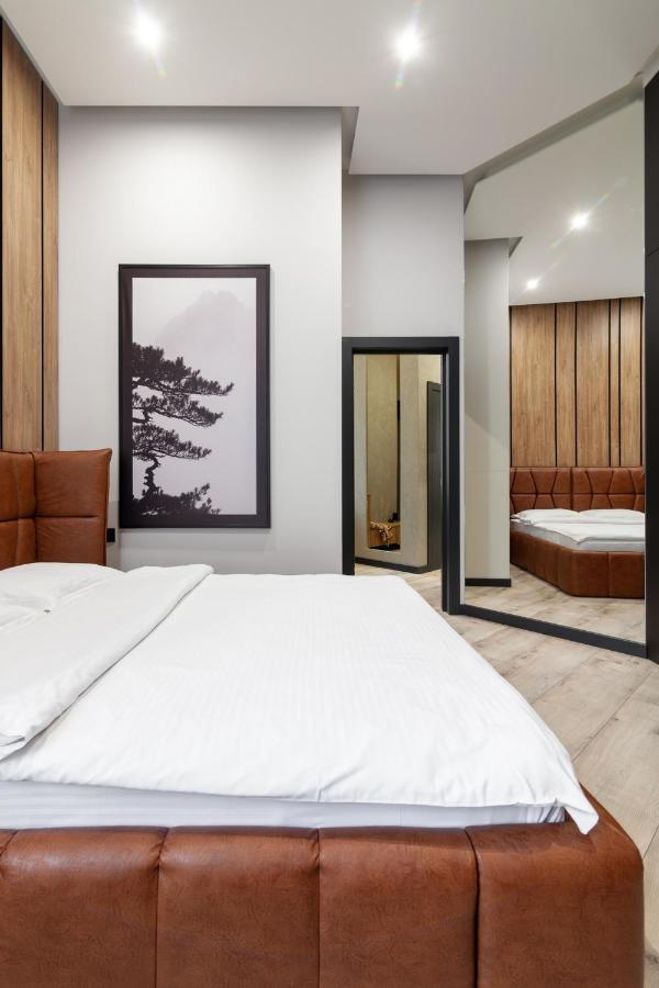 Royal Vip Apartment On Leontovicha 5 إلفيف المظهر الخارجي الصورة