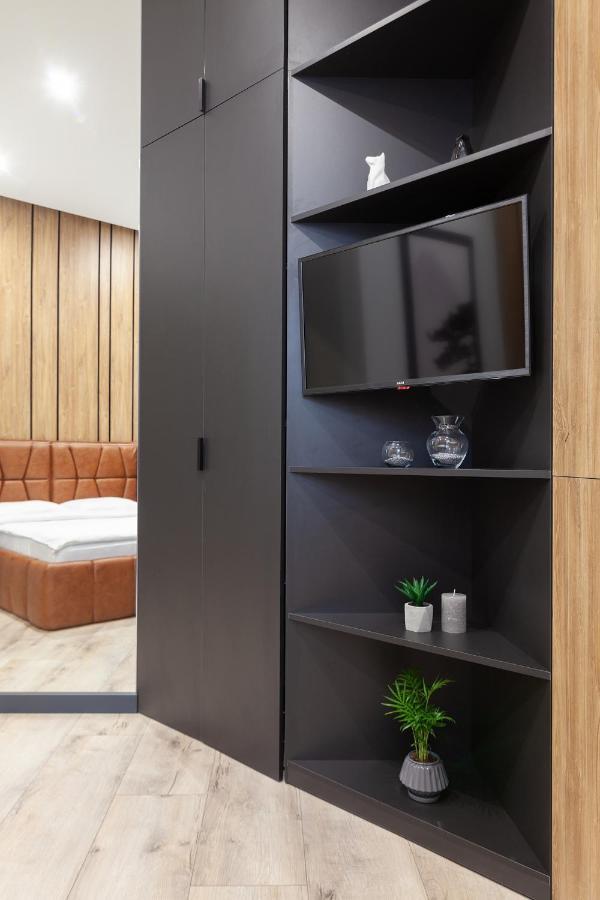 Royal Vip Apartment On Leontovicha 5 إلفيف المظهر الخارجي الصورة